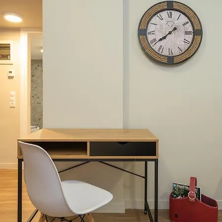 Deluxe Wood Harmony Apt Downtown Apartment Athen